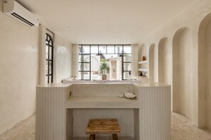 Interior - Luxe & Unique Honeymoon Villa Bocami Suites 2 (Umalas)