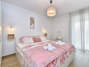 ヴィラ | 3 室のベッドルーム、客室ごとに異なるインテリア、アイロン / アイロン台、ベッドシーツ