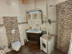 Apartment | Badezimmer | Handtücher