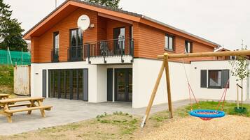 Villa | Exterior