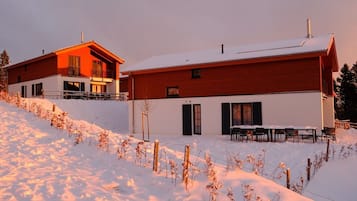 Villa | Exterior