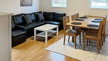 House | Dining