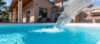 Villa Gloria Comfortable Holiday Residence