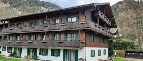 Apartment | Exterior