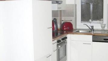 House | Dapur peribadi | Kerusi tinggi