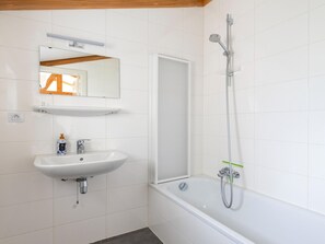 Ferienhaus | Badezimmer | Dusche