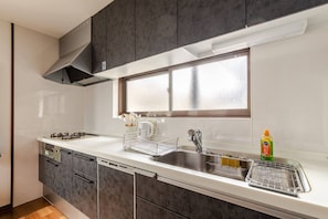 Basic House, 3 Bedrooms, Non Smoking | Private kitchen | Fridge, microwave, stovetop, rice cooker - Wagyu House (Osaka)