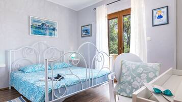 Villa | 3 bedrooms, individually furnished, iron/ironing board