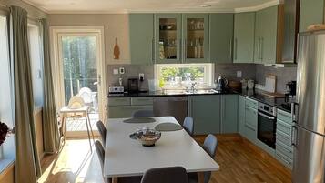 House | Private kitchen