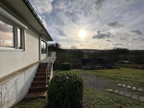 하우스 | 리셉션