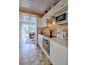 Private kitchen - Holiday Apartment Sunrise (Fehmarn)