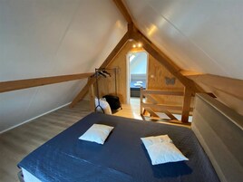 2 habitaciones y muebles diferentes