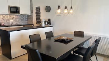 Huoneisto | Ruokailu