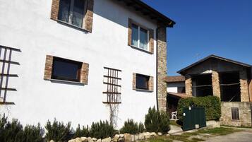 House | Exterior