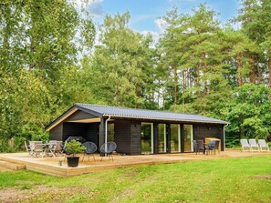 Exterior - 4 Star Holiday Home in Ebeltoft (Ebeltoft)