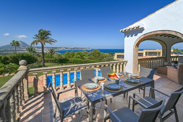 Outdoor dining - Pastor - Javea, Costa Blanca (Javea)