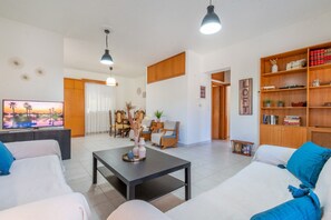 House | 2 bedrooms - Mike s House in Kremasti Near the Beach Rhodes (Rhodes)