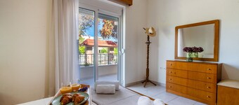 Mike s House in Kremasti Near the Beach Rhodes