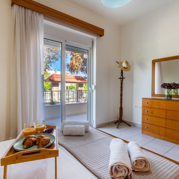 House | 2 bedrooms - Mike s House in Kremasti Near the Beach Rhodes (Rhodes)