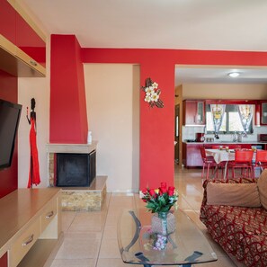5 bedrooms, desk - Amaya House in Kremasti Near the Beach Rhodes (Rhodes)