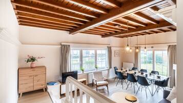 Vila | Ruang keluarga