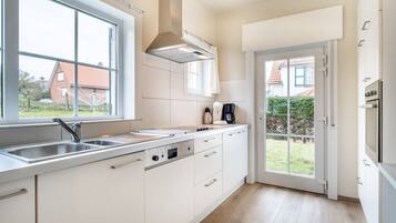 Villa | Private kitchen | Electric kettle