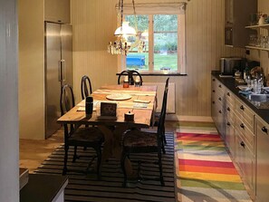 House | Dining - 4 Star Holiday Home in Tronodal-by Traum (Trönödal)