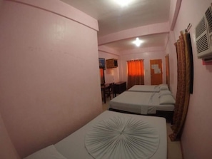 Economy Room, Multiple Beds, Balcony, Partial Sea View - Buena Lynne White Beach Puerto Galera (Puerto Galera)