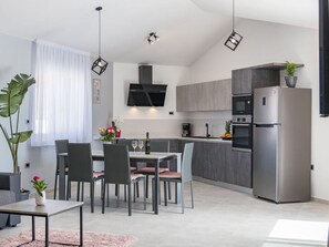 Villa | Private kitchen - Villa Nana Comfortable Holiday Residence (Marcana)