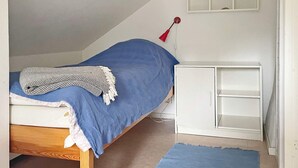 Unclassified image, 4 of 29, button - 6 Person Holiday Home in Ulricehamn (Ulricehamn)