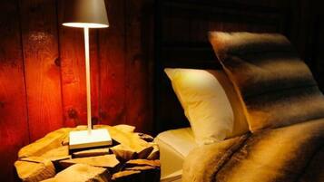 House | 2 bedrooms, individually furnished