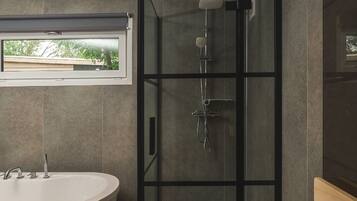 Cottage | Bathroom