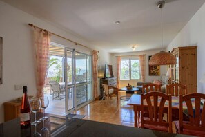 Dining - Holiday Home in Playa Blanca (Yaiza)