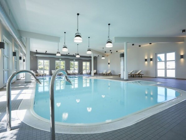 Pool - Lush Villa With Sauna and Fireplace (Dranske)