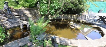 艾菲爾度假屋附泳池