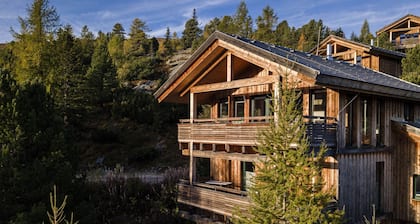 Natural Chalet With Sauna and hot tub
