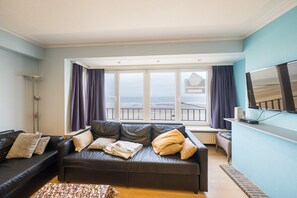 Apartment | Living area - Flat in Belgium With Stunning Sea View (Middelkerke)