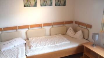 2 bedrooms, individually furnished, bed sheets
