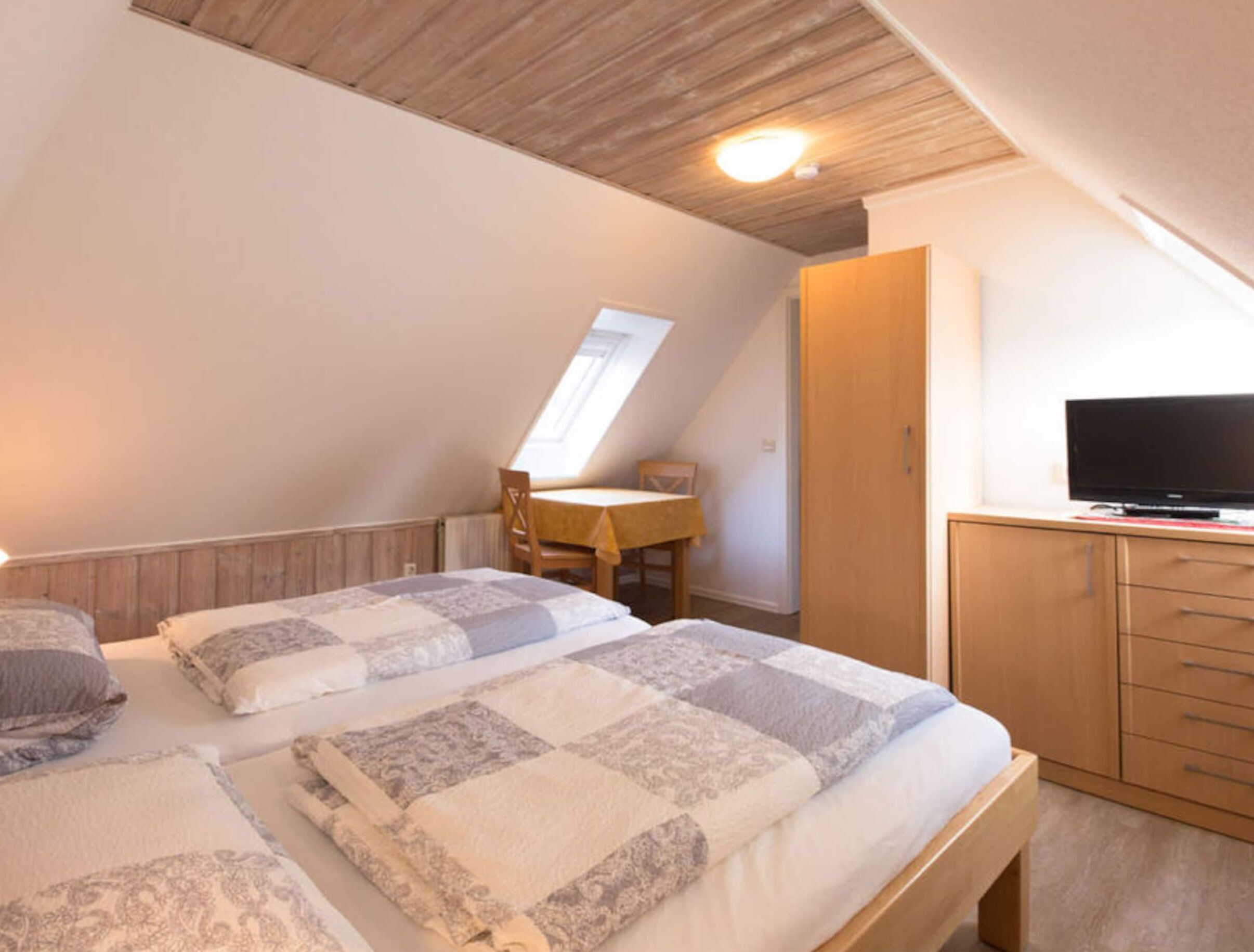 Apartment | 1 Schlafzimmer, individuell eingerichtet