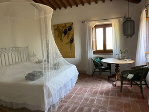 Apartment | 1 Schlafzimmer, individuell eingerichtet