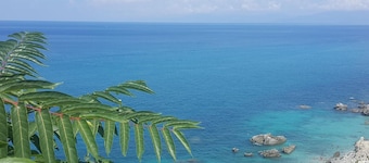 Belvilla by OYO Trabia Home