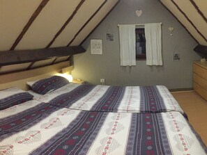 Appartamento | 3 camere, con arredamento individuale, ferro/asse da stiro