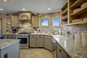 Fridge, microwave, dishwasher, coffee/tea maker