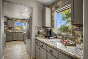 Fridge, microwave, dishwasher, coffee/tea maker