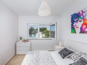 Appartement | 2 slaapkamers, individueel gemeubileerd, een strijkplank/strijkijzer