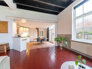 Dining - Comfortable Farmhouse With Terrace (Nijeveen)