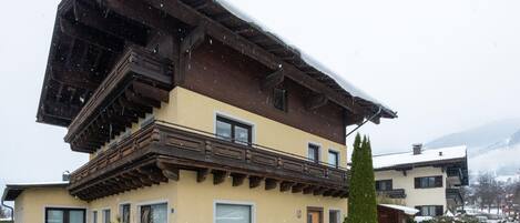 อพาร์ทเมนท์ | บริเวณภายนอก