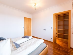 Apartment | 4 bedrooms, individually furnished, bed sheets - Apartment in Niedernsill Near Ski Slopes (Niedernsill)
