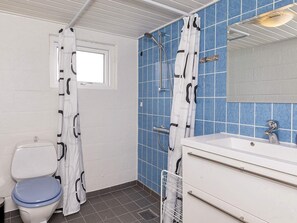 House | Bathroom