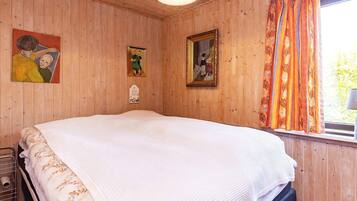House | 2 bedrooms, individually furnished